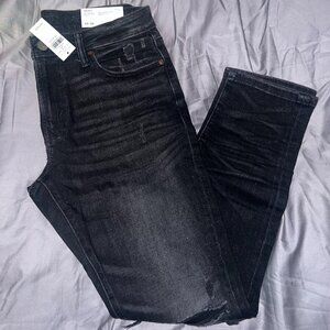 American Eagle Airflex+ distressed & repaired Athletic Skinny jean. Size 32x30